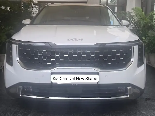 Used 2025 Kia Carnival Limousine Plus Diesel Turbo Automatic for