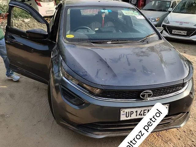 Second Hand Tata Altroz [2020-2025] XM Petrol [2021-2022] in Meerut