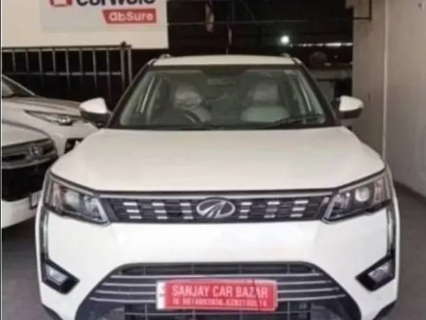 Used 2019 Mahindra XUV300 [2019-2024] W8 (O) 1.5 Diesel
