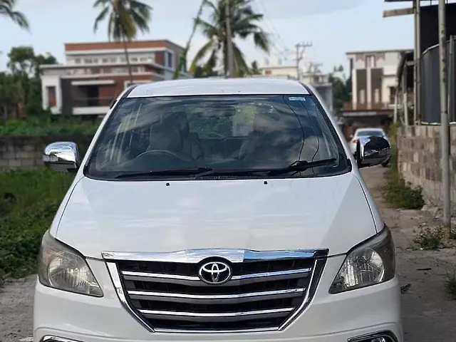 Used 2016 Toyota Innova [2015-2016] 2.5 G BS IV 8 STR for sale in ...