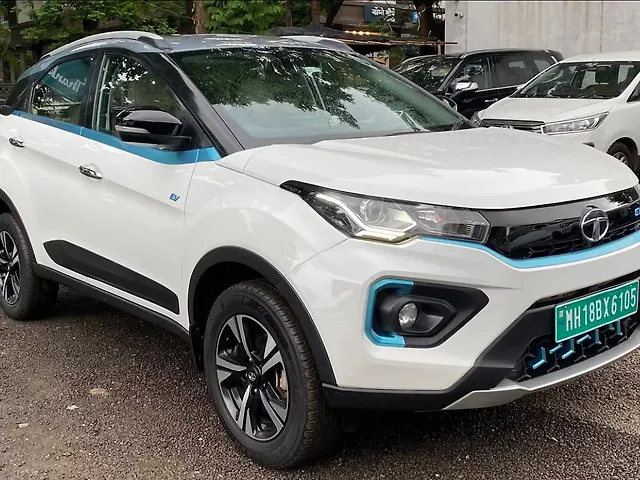Used 2023 Tata Tiago EV XZ Plus Long Range [2022-2025] for