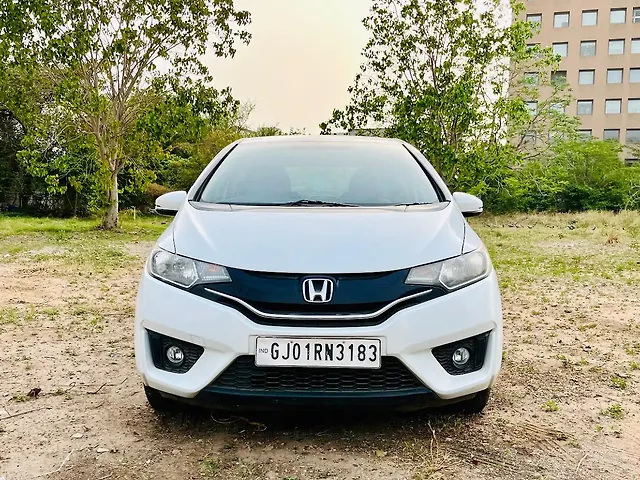 Second Hand Honda Jazz [2015-2018] V Petrol in Ahmedabad