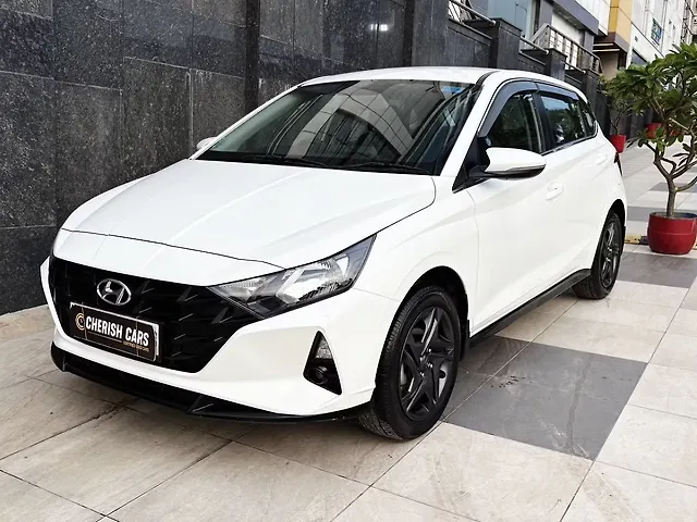Second Hand Hyundai i20 Sportz 1.2 MT in Delhi