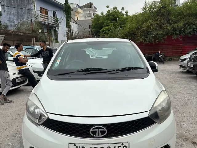 Second Hand Tata Tiago [2016-2020] Revotorq XB [2016-2018] in Lucknow