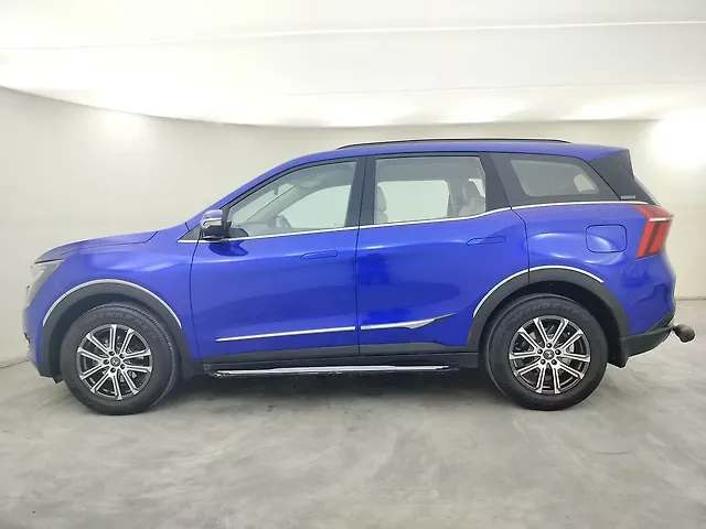 アレクサ Used 2022 Mahindra XUV700 AX 7 Petrol MT 7 STR [2021] for