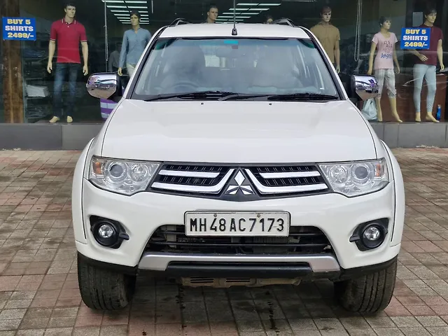 Used 2015 Mitsubishi Pajero Sport AT for sale in Mumbai at Rs