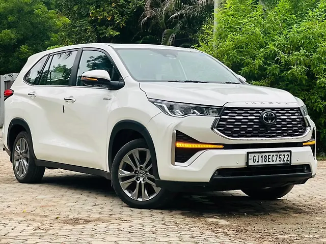 Used 2024 Toyota Innova Hycross ZX (O) Hybrid 7 STR for sale