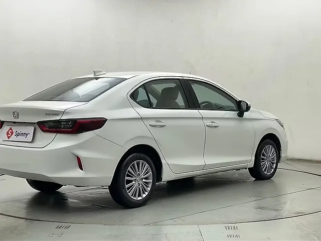 Used 2022 Honda City 4th Generation V CVT Petrol for sale in