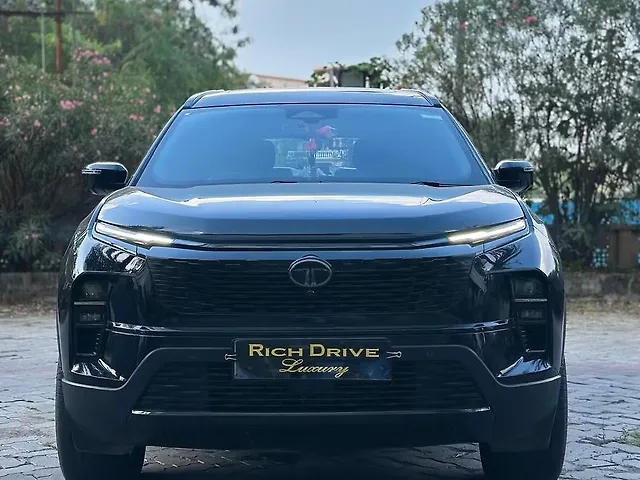 Second Hand Tata Safari Accomplished Plus 6 STR Dark Edition AT in Nagpur