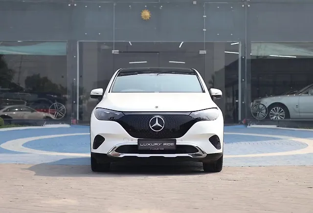 Second Hand Mercedes-Benz EQE SUV 500 4MATIC in Delhi Second Hand Mercedes-Benz EQE SUV 500 4MATIC in Delhi