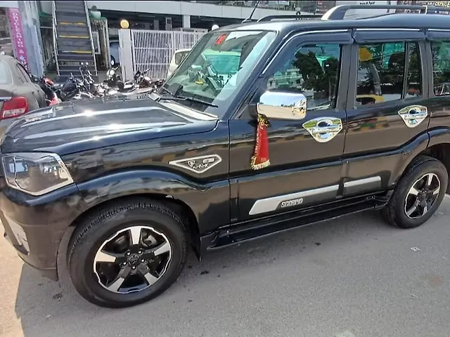 Second Hand Mahindra Scorpio S11 Diesel Turbo Manual 7 STR in Patna