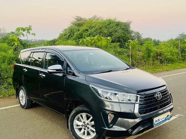 Used 2017 Toyota Innova Crysta [2016-2020] 2.8 ZX AT 7 STR [2016