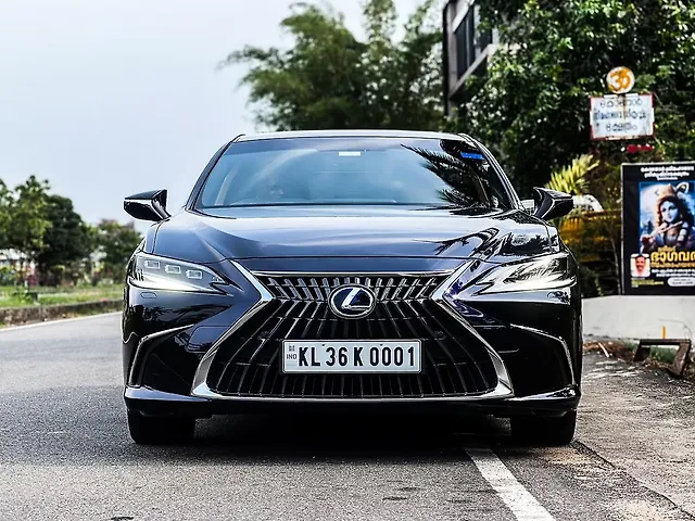 Second Hand Lexus ES 300h Luxury in Thrissur