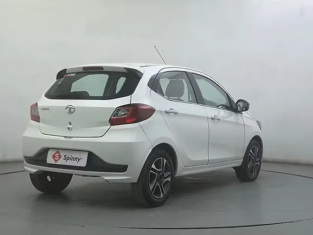 TaTa(箱なし) Used 2021 Tata Tiago XZ Plus [2020-2023] for sale in Ahmedabad at