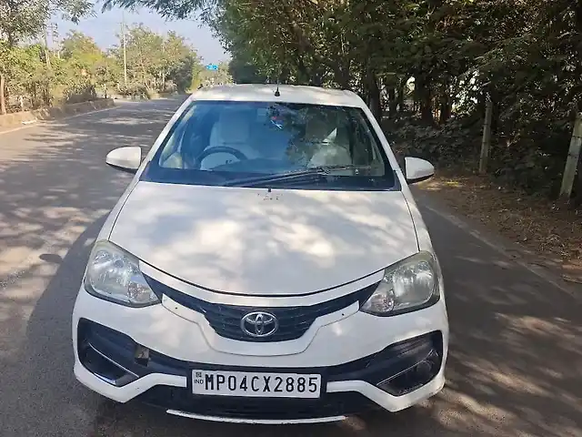 Second Hand Toyota Etios [2013-2014] VD in Bhopal