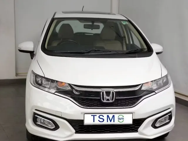 Used 2022 Honda Jazz ZX CVT for sale in Chennai at Rs.8,50,000