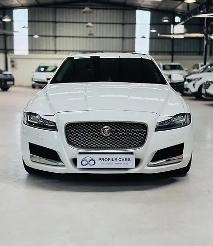 Second Hand Jaguar XF Pure Diesel CBU in Vadodara Second Hand Jaguar XF Pure Diesel CBU in Vadodara