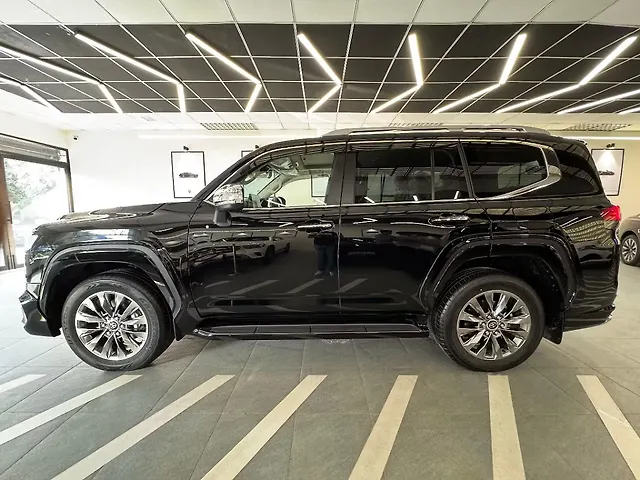 Used 2024 Toyota Land Cruiser [2015-2020] ZX Petrol for sale in