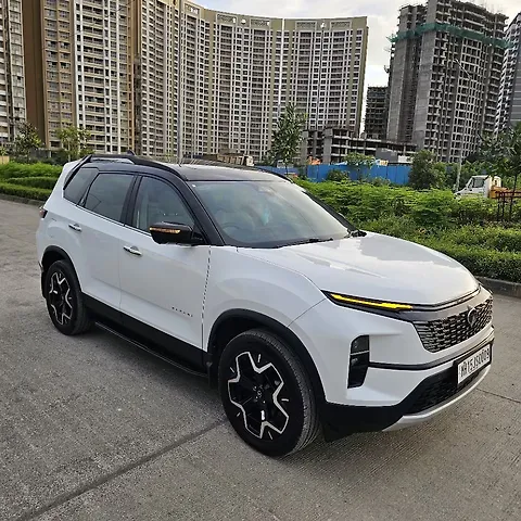 Second Hand Tata Safari Accomplished Plus Dual Tone AT 7 STR in Mumbai Second Hand Tata Safari Accomplished Plus Dual Tone AT 7 STR in Mumbai