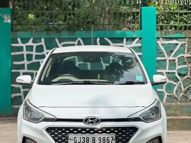 Second Hand Hyundai Elite i20 [2018-2019] Sportz 1.2 in Surat