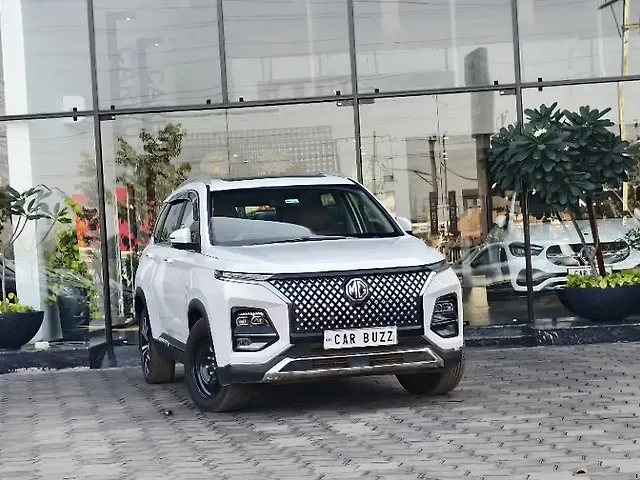 Used MG Hector Plus Sharp Pro 2.0 Turbo Diesel 6 STR [2023] in Raipur