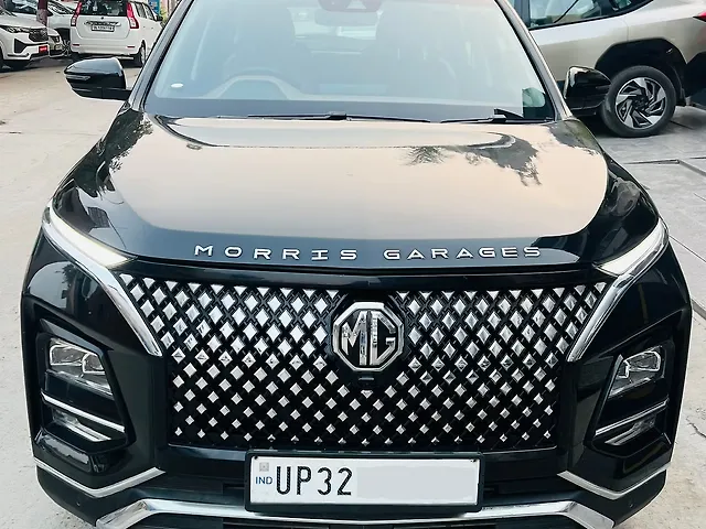 Second Hand MG Hector Plus [2023-2025] Savvy Pro 1.5 Turbo Petrol CVT 6 STR in Kanpur