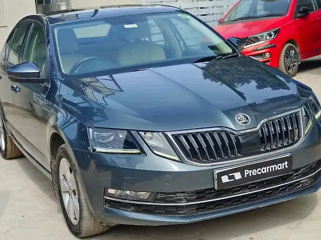Second Hand Skoda Octavia 1.8 TSI Style AT in Bangalore