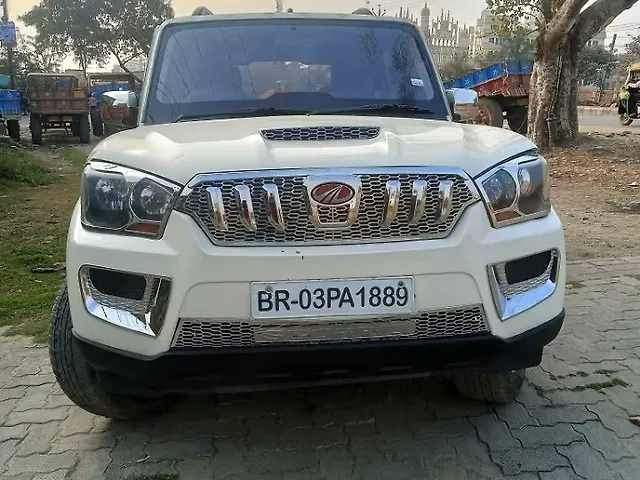 सेकंड हैंड Mahindra Scorpio S4 Plus इन पटना