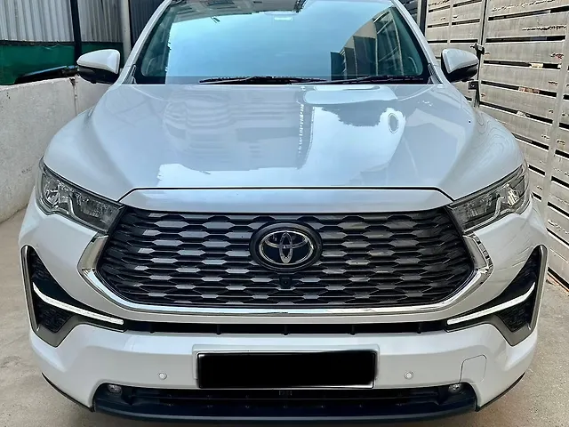 Used 2025 Toyota Innova Hycross ZX (O) Hybrid (Electric + Petrol