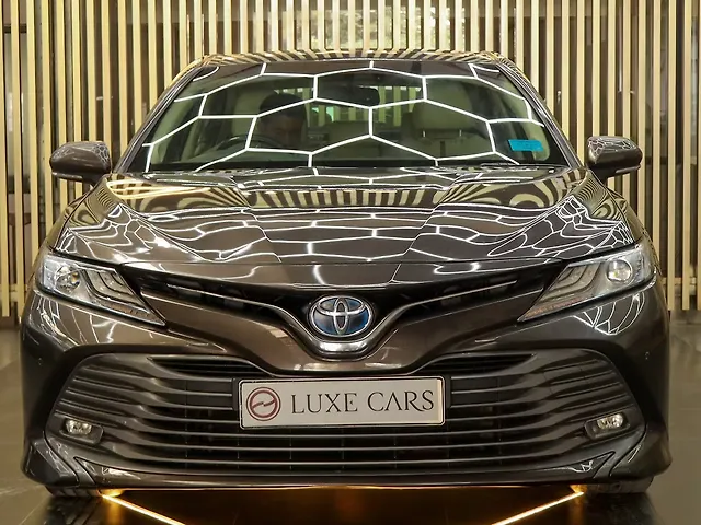 सेकंड हैंड Toyota Camry Hybrid इन बैंगलोर