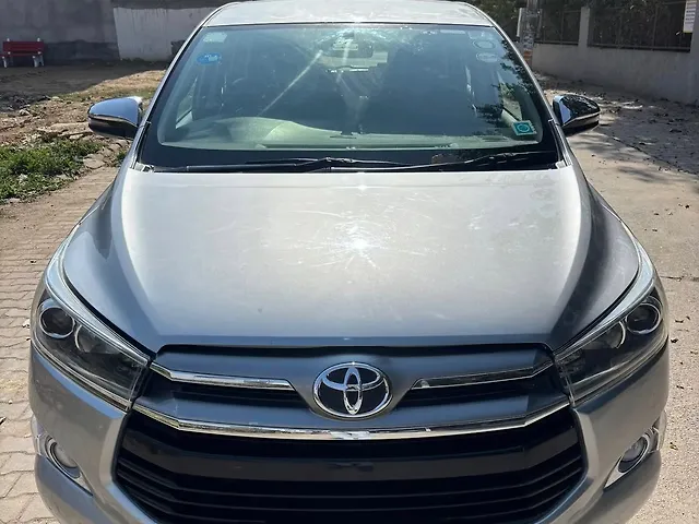 Second Hand Toyota Innova Crysta [2016-2020] 2.4 V Diesel in Gurgaon