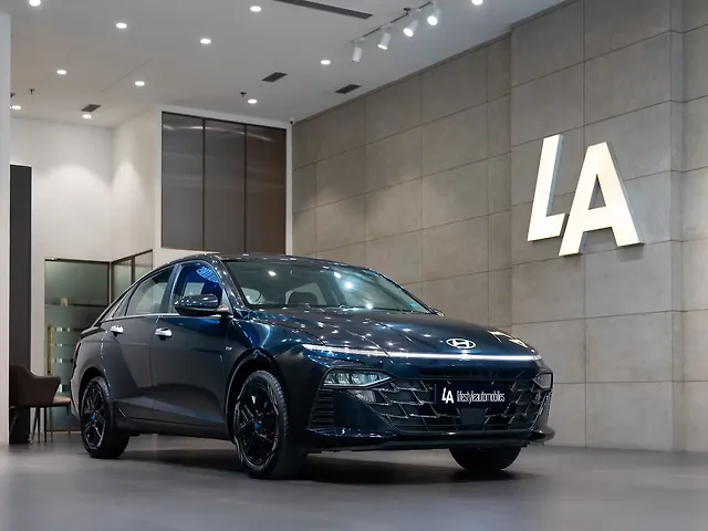 सेकंड हैंड Hyundai Verna SX (O) Turbo Petrol 1.5L Turbo Automatic (DCT) इन कोलकाता