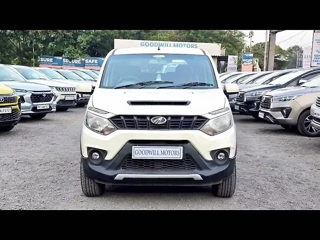Used Mahindra NuvoSport N8 AMT in Pune