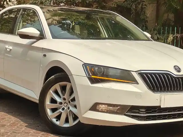 Second Hand Skoda Superb [2016-2020] L&K TSI AT in Mumbai