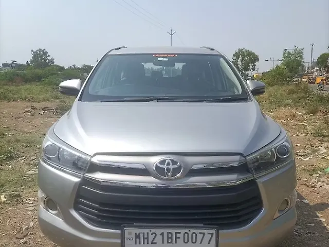 Second Hand Toyota Innova Crysta [2016-2020] 2.4 V Diesel in Chhatrapati Sambhaji Nagar