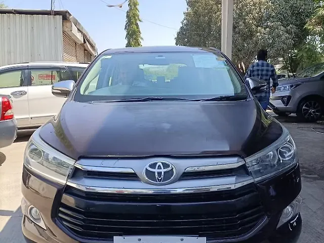 Second Hand Toyota Innova Crysta [2016-2020] 2.8 GX AT 7 STR [2016-2020] in Chhatrapati Sambhaji Nagar