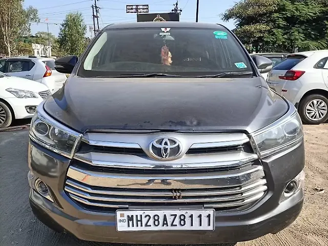 Second Hand Toyota Innova Crysta [2016-2020] 2.4 V Diesel in Chhatrapati Sambhaji Nagar