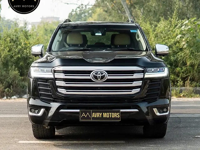 Used 2023 Toyota Land Cruiser ZX Diesel [2023-2025] for sale in
