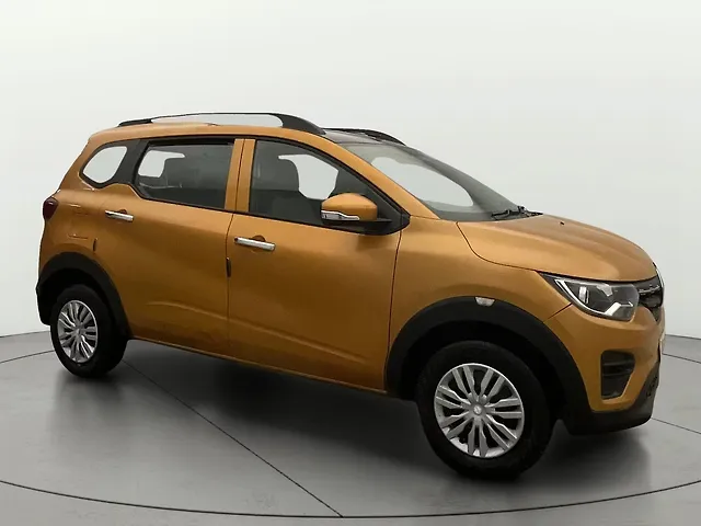 Used 2021 Renault Triber [2019-2023] RXL for sale in Delhi at Rs.3 ...