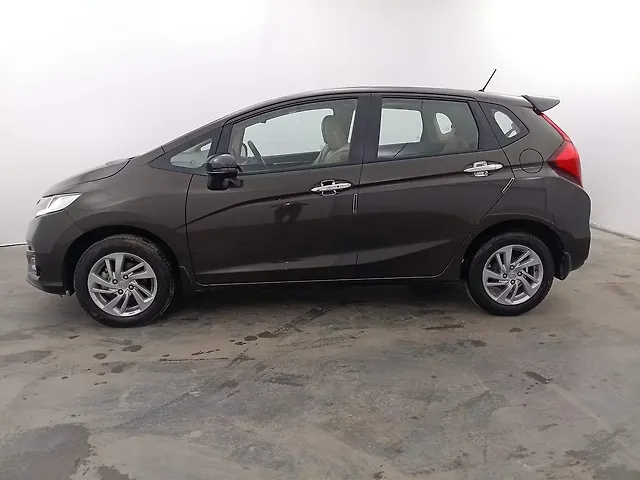 Used 2021 Honda Jazz ZX for sale in Kochi at Rs.7,10,000 - CarWale