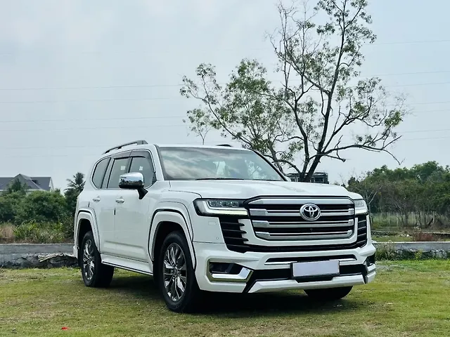 Used 2022 Toyota Land Cruiser ZX Diesel [2022] for sale in Kochi
