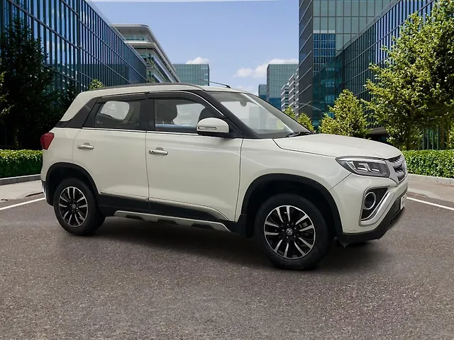 Used 2022 Toyota Urban Cruiser Premium Grade MT for sale in Pune