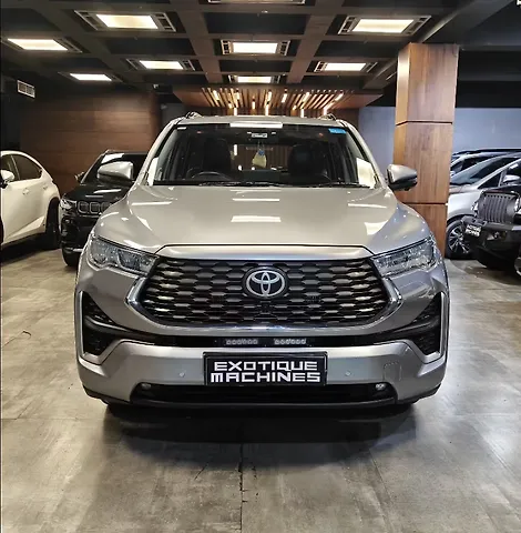 Second Hand Toyota Innova Hycross ZX Hybrid (Electric + Petrol) Automatic (e-CVT) 7 STR in Lucknow Second Hand Toyota Innova Hycross ZX Hybrid (Electric + Petrol) Automatic (e-CVT) 7 STR in Lucknow
