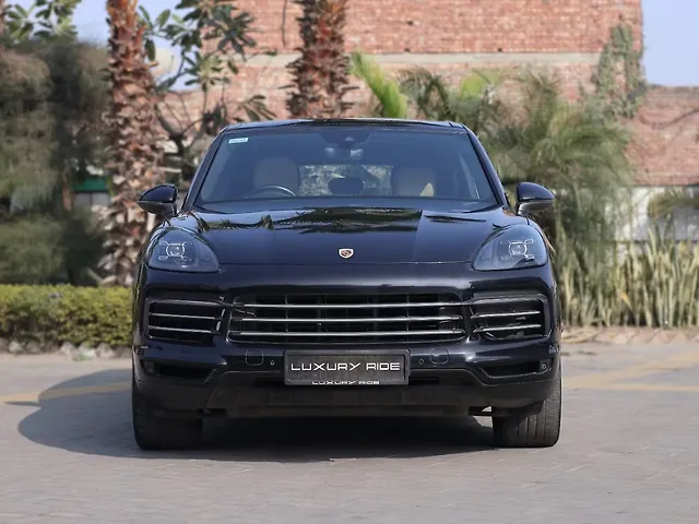 Second Hand Porsche Cayenne Base [2020-2023] in Dehradun