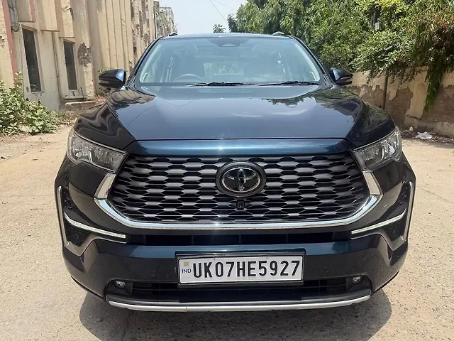 Used 2025 Toyota Innova Hycross ZX (O) Hybrid (Electric + Petrol
