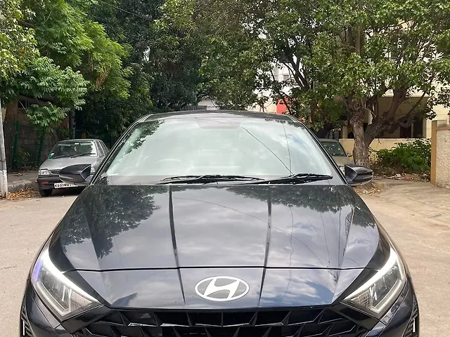 Second Hand Hyundai i20 Asta (O) Petrol Automatic Dual Tone in Bangalore