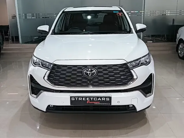Used 2023 Toyota Innova Hycross ZX (O) Hybrid (Electric + Petrol