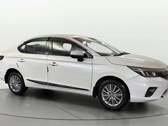 Used 2022 Honda City 4th Generation V Petrol for sale in Ghaziabad