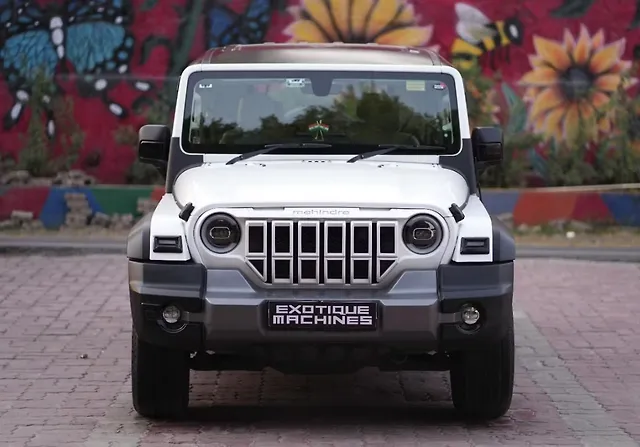 Second Hand Mahindra Thar Roxx MX5 2WD Diesel 2.2L Turbo Automatic in Lucknow Second Hand Mahindra Thar Roxx MX5 2WD Diesel 2.2L Turbo Automatic in Lucknow