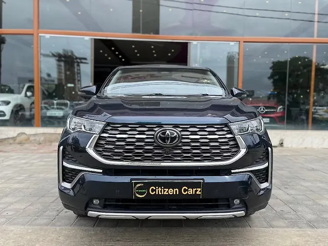 Used 2023 Toyota Innova Hycross ZX (O) Hybrid (Electric + Petrol